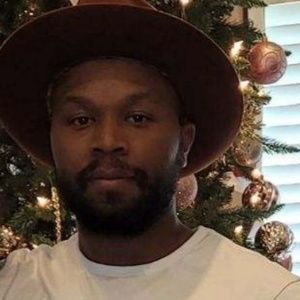 Meet your Posher, Corey